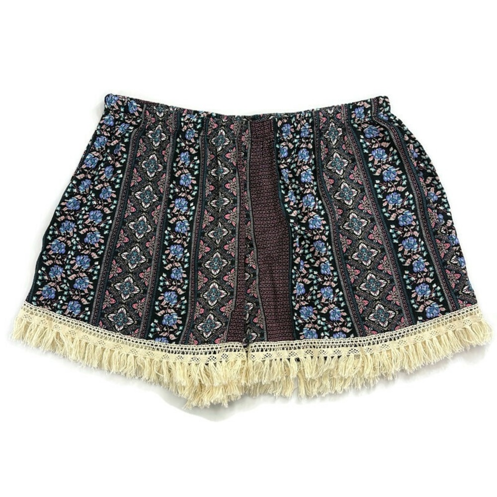 Moon Kiss Women’s Shorts Size M